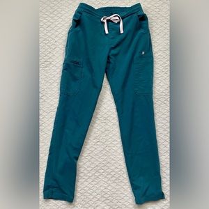 FIGS Yola Skinny Scrub Pant